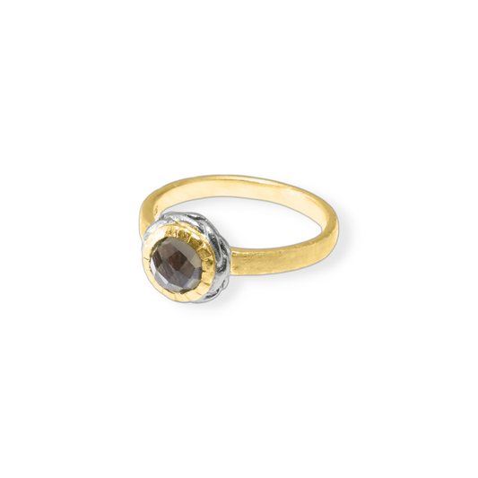 Quiet Power, Undeniable Ring
