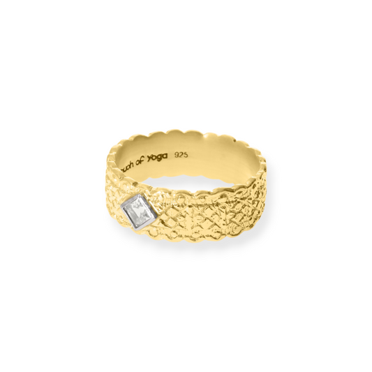 Carry Old Strength Ring