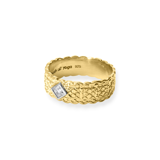 Carry Old Strength Ring