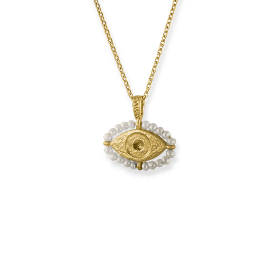 A Guardian That Never Wavers Necklace