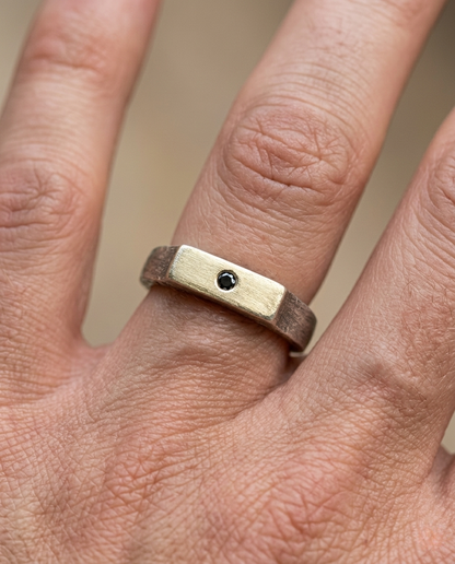 Never Needs Noticing Ring