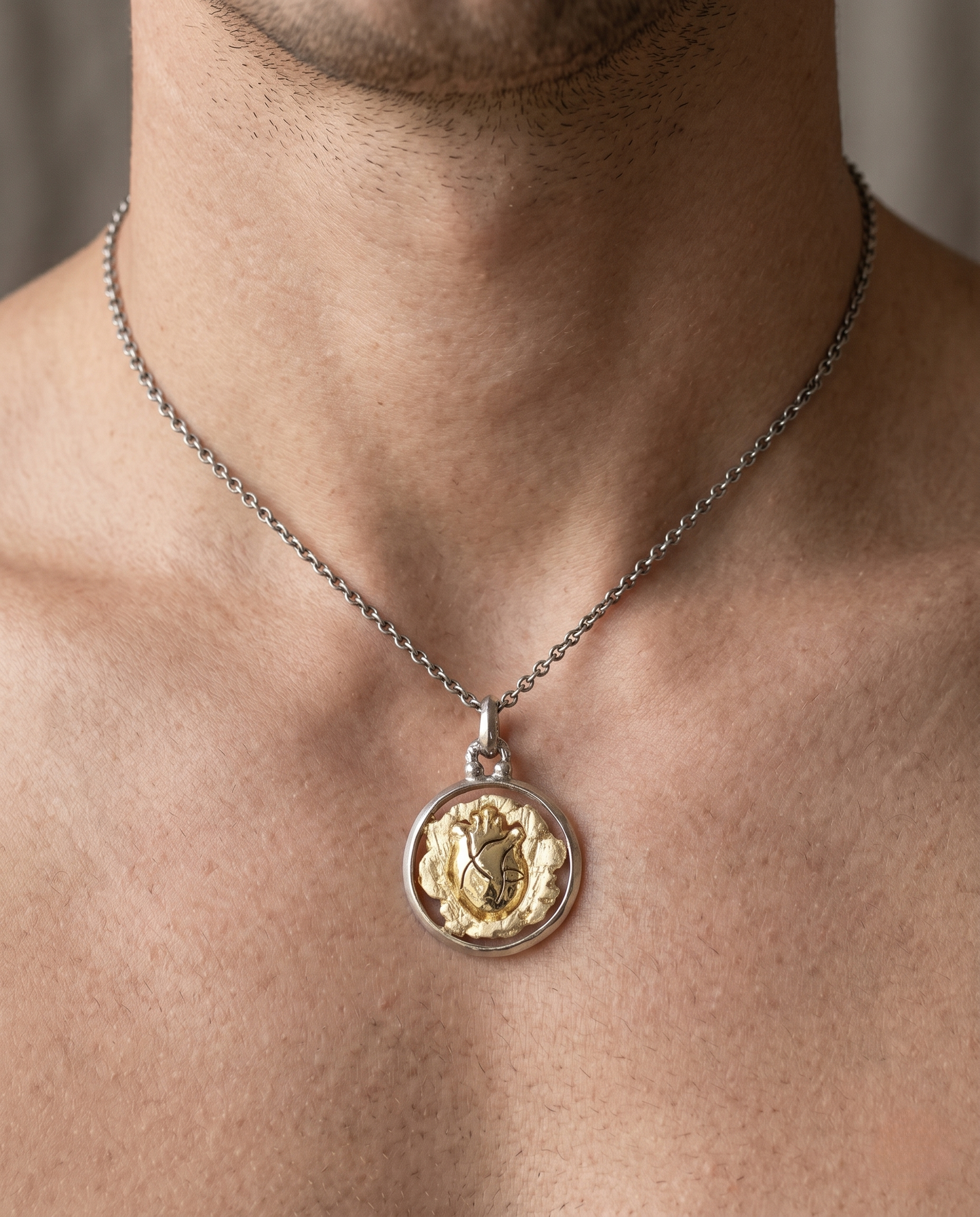 Give Him Steadiness pendant