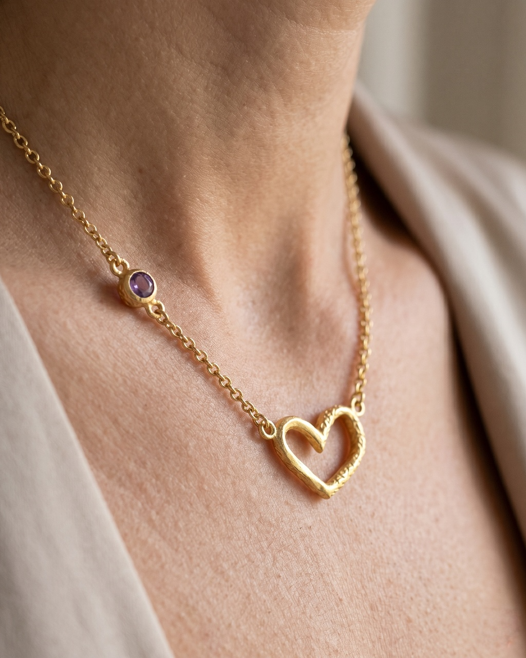 Gentleness, Unexplained necklace